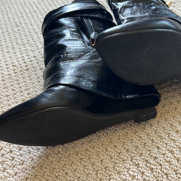 Givenchy shark lock boots in eel. - Picture 3 of 4